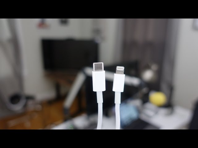 Review: USB-C to Lightning Cable - a must-have for the 12.9" iPad Pro