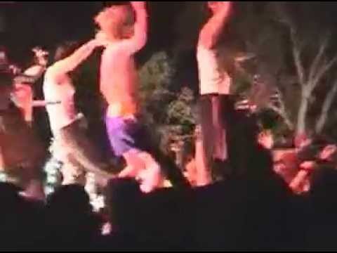 2001 04 蛇年叫春 夾子電動大樂隊