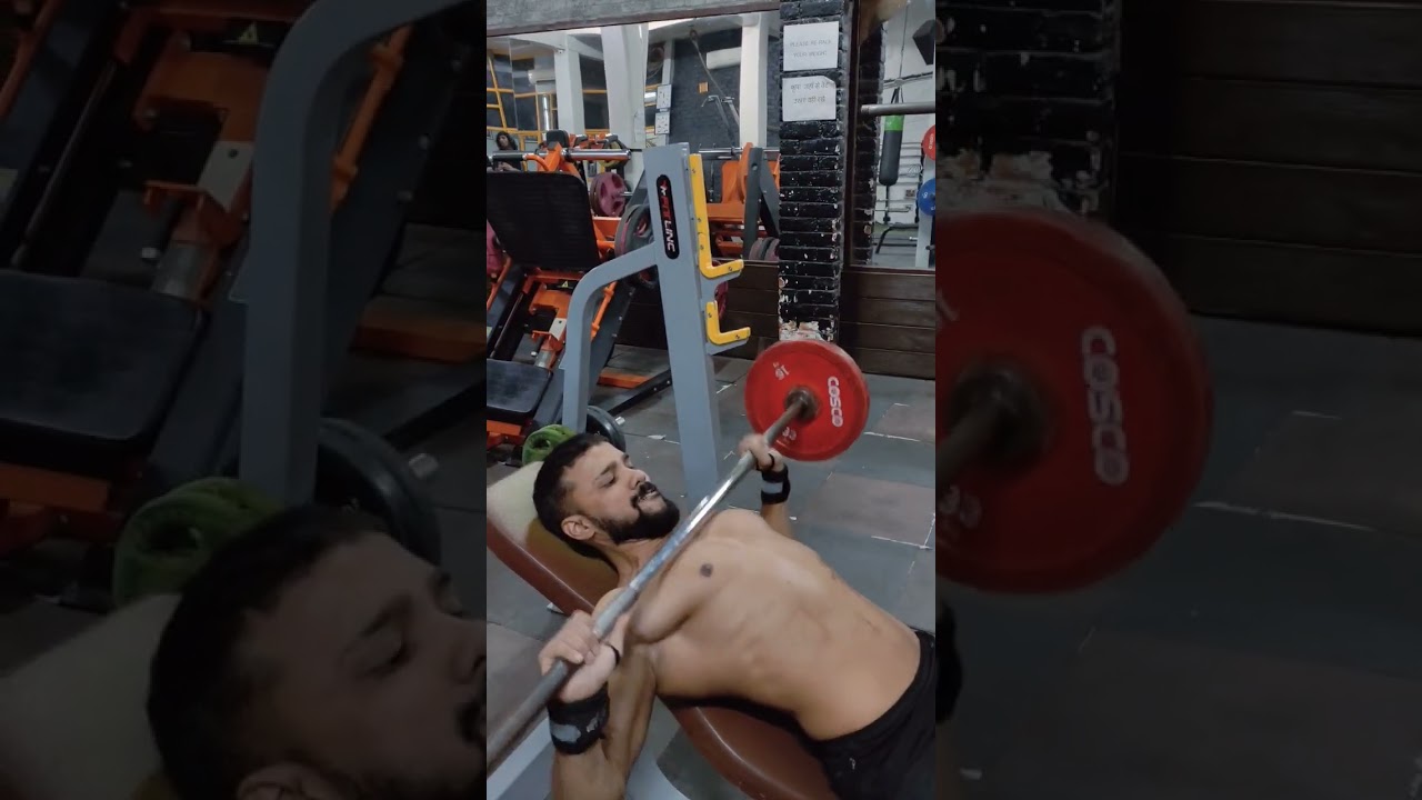 BEST EXERCISE FOR UPPER CHEST, INCLINED BENCH PRESS 🔥 FITNESS
