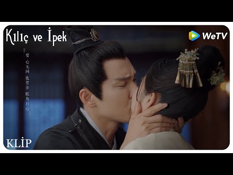 Kılıç ve İpek 35 |  Romantik ilk gece ! 💋🔥 Lord, Shiyi'yi yağan yağmurda kucaklayıp odasına götürdü.