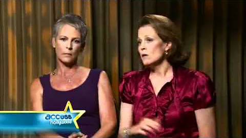 ALIENS VS  HALLOWEEN (Jamie Lee Curtis vs Sigourne...