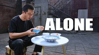 Living Alone at 49 in China: My Quiet Weekend Routine (No Friends, No Job) screenshot 5