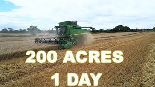 4 COMBINES  DEMOLISH 200 ACRES IN ONE DAY: COMBINE HARVESTERS GO HEAD TO HEAD IN MIGHTY MARATHON!