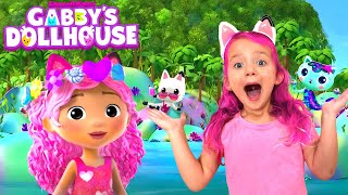 Ivy's Hair is Pink! Gabby's Dollhouse Scavenger Hunt!