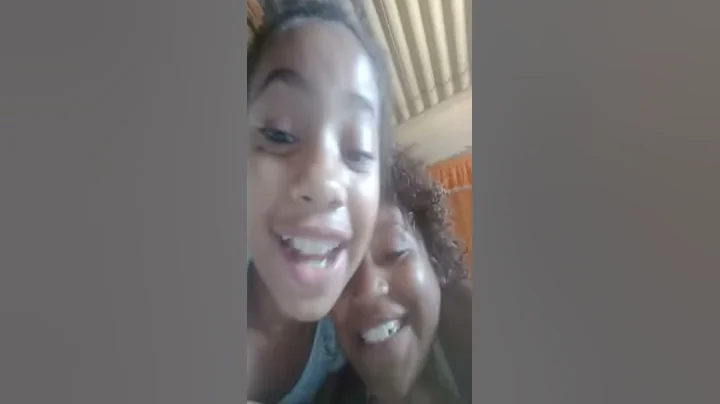 Voc  muito. Chata