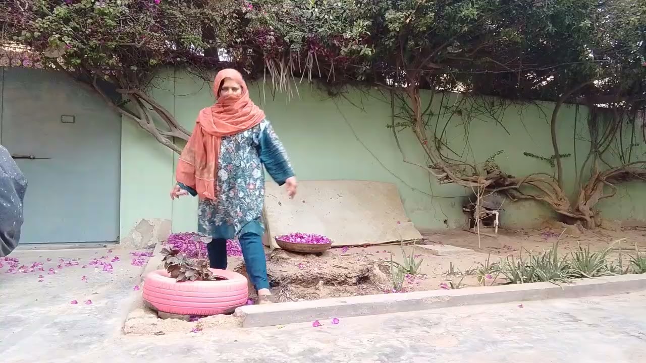 Wash clothes in automatic machine easily