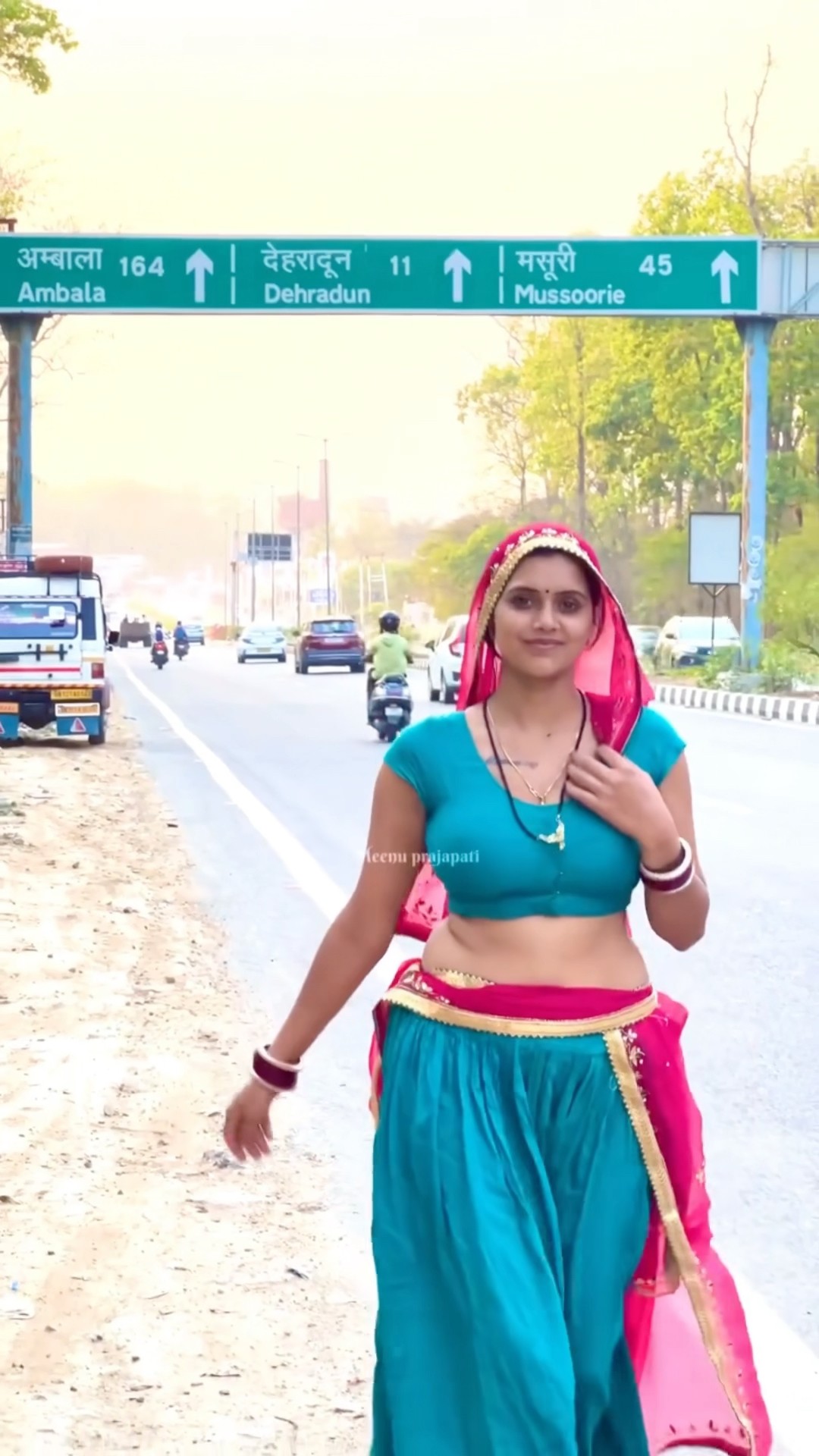 चन्दा को सो तेरो रूप #meenu #trending #trendingshorts #ytshorts