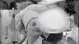 I Love Lucy - Pie Fight “The Diner”