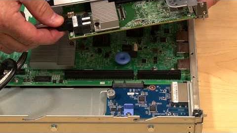 Lenovo Thinksystem SR630 installing a LOM adapter