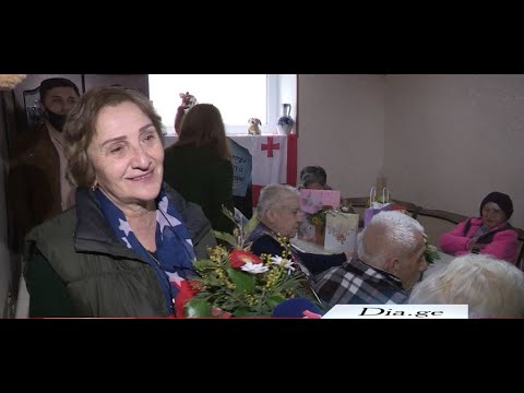 როგორ აღნიშნეს ხურვალეთის მოხუცთა თავშესაფრის ბენეფიციარებმა და რიგითმა მოქალაქეებმა ქალთა დღე
