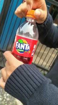 Contoh iklan produk minuman fanta tugas bahasa indonesia