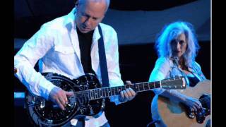 Mark Knopfler and Emmylou Harris - I Dug Up A Diamond chords