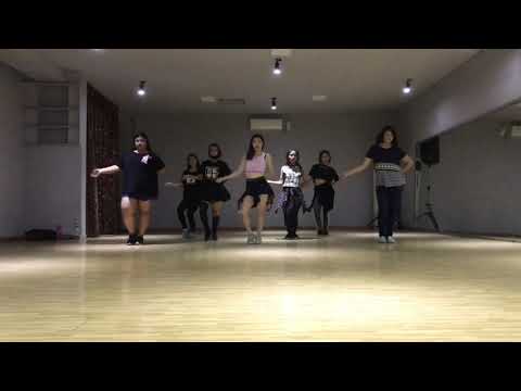 HyunA-Babe dance practice