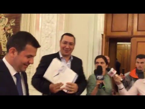 Stiripesurse Ro Victor Ponta A Schimbat Partidul Youtube