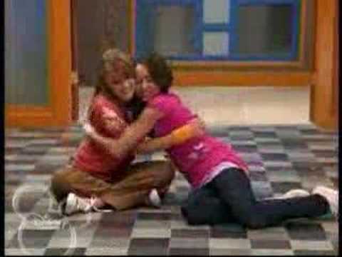 Miley and Lily- True Friend