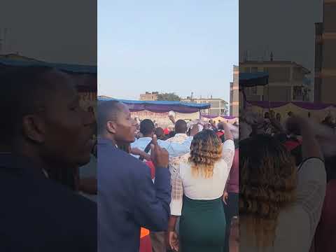 BENDERA YAKE YESU SASA INA PEPEA