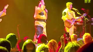 DEVO - Uncontrollable Urge (Ryman Auditorium)