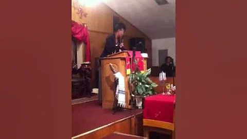Prophetess Maxine Thomas Exhorting