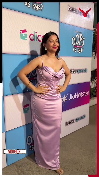 Shweta Basu Prasad steals the spotlight at the event, exuding grace and confidence ✨🩷💞😍🌹