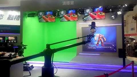 RB30CR robotic crane for the AR project