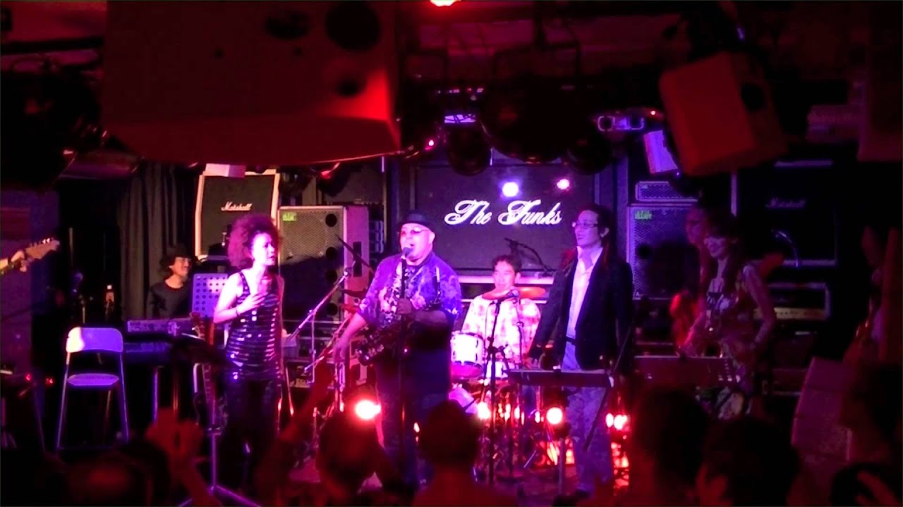 Chazzy Green with The Funks Live in Japan Pass the Peas - YouTube