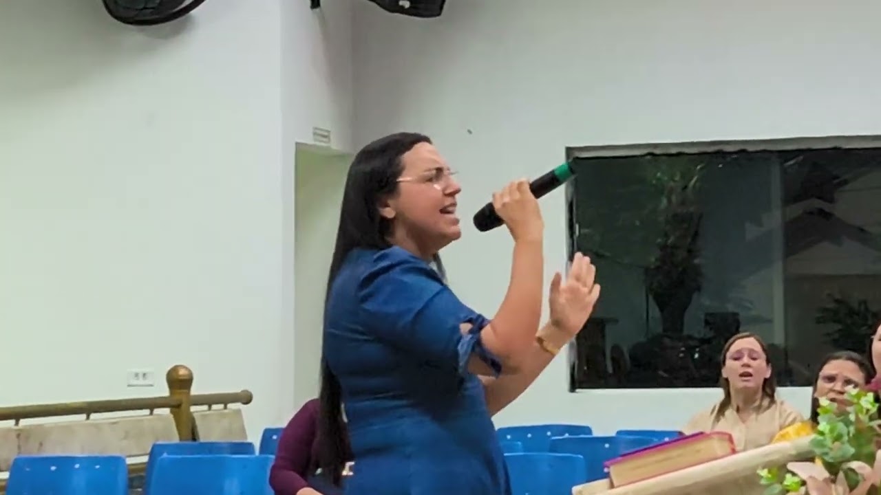 Digno é o Senhor - Cantora Delma no 1° Círculo de Oração Unificado do ano - 12/01/26 AD Patos PB