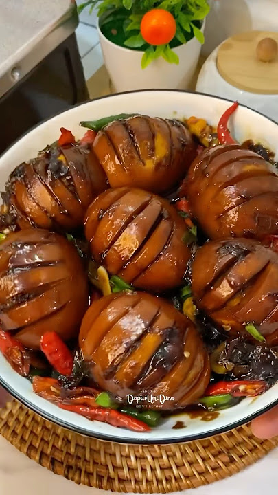 If you have eggs, don't just use Balado, try this recipe ✨