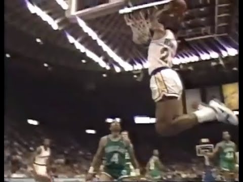 Rookie Mitch Richmond Throws Down an Alley-Oop 