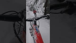 eMTB Bariloche con un poquito de nieve en el cerro Otto #ebike #emtb #specialized #snow #snowbike