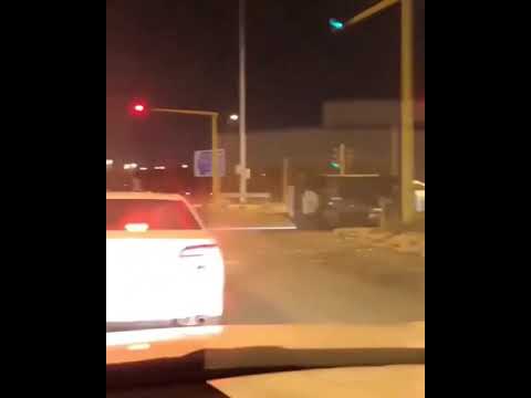 الاستهتار بقطع الإشارات المرورية جاب العيد