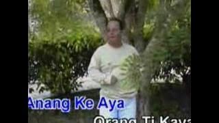 Joget Aya Bebini Dua