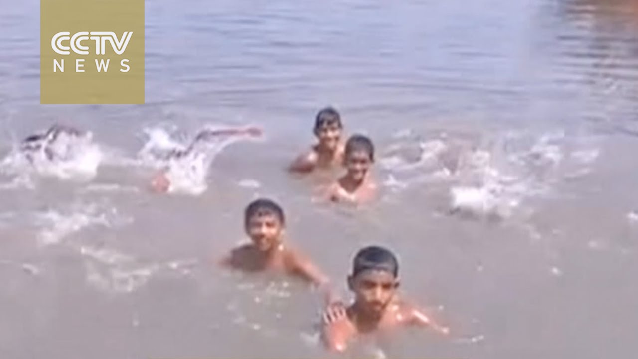 Scores die of heat wave in India