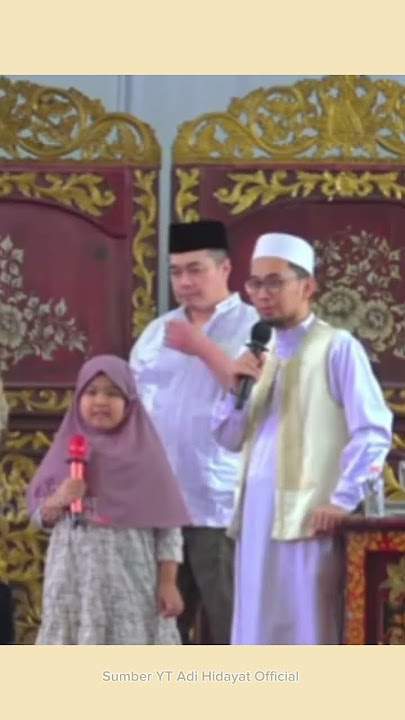 Ustadz Adi Hidayat beri Bea siswa pada anak kelas 2 SD yang hal Al Qur'an 30 juz