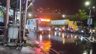 『指南客運』880路線 往樹林 052-U6 1200都會通塗裝 金龍低地板公車