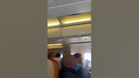 hiral radadiya travel in flight