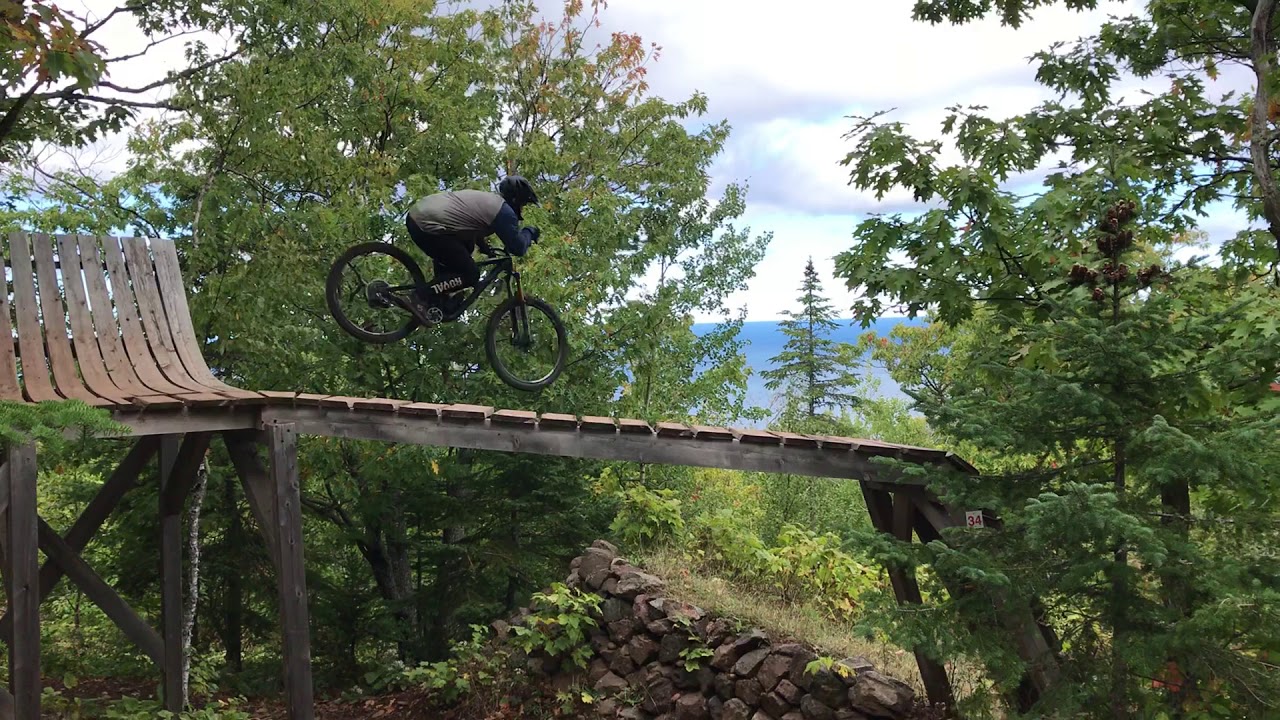 Overflow Gap in Copper Harbor, MI YouTube