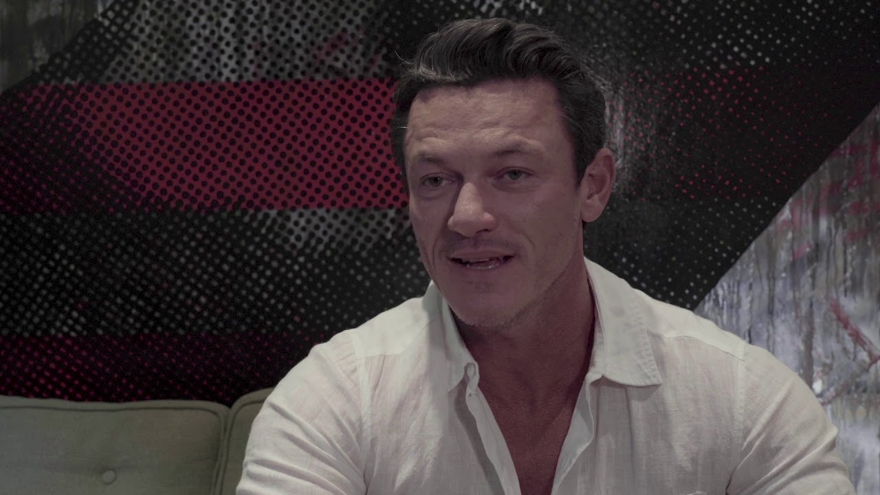 Lukeevansnet A Luke Evans Fansite