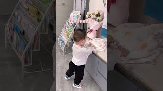 Thumbnail for 妈妈故意不盖被子测试儿子的反应,没想到结局这么暖心!#funny#萌娃#cute