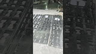 Customized metal sheet for flexible membrane assembly