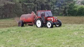 Fiat 566 DT Spreading Slurry - Donegal 2020