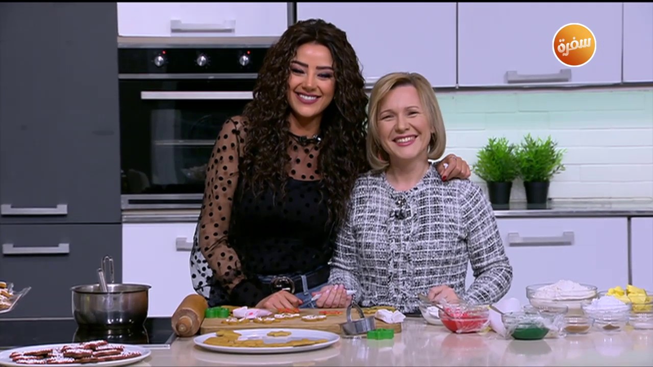 كوكيز الكريسماس على طريقة الشيف فالنتينا | هي وبس