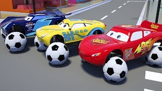 Disney Cars 3 Mcqueen, ruote di aggiornamento Mack - Impara i colori con i palloni da calcio Disney Cars 3 Mcqueen, ruote di aggiornamento Mack - Impara i colori con i palloni da calcio