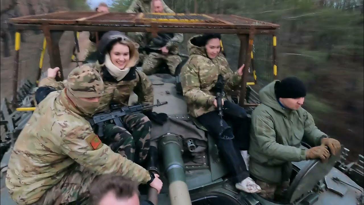 Стих катюша текст. Песня катюша наши парни не водят майбах. Песня катюша наши парни не водят майбах. Песня катюша наши парни не водят майбах. Катюша майбах слова песни.