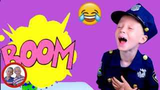 Doctor Set Toys |FUNNY TUMMY NOISES! |Mike and Jake Pretend Play/Doctor Kit  डॉक्टर सेट  العاب دكتور