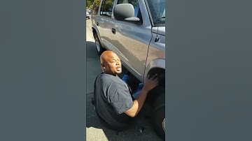 How to properly install O2 sensor in a 99 - 2002 Durango