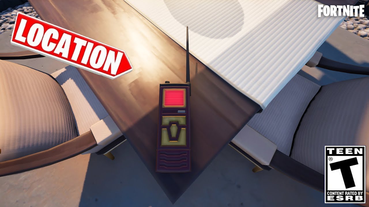 walkie talkie from Fortnite CH6S2