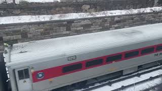MNRR: #M7A meets #6101 with P32AC-DM #229 New Haven on TK 3 & 1 at Park Av/E188th St in Metro-North