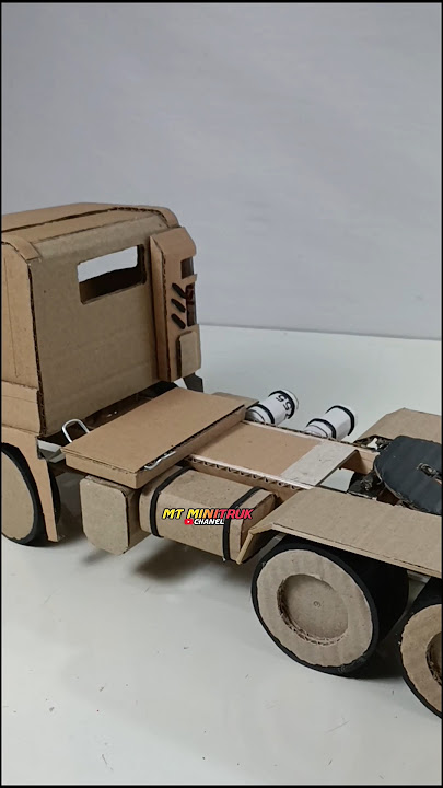 truk giga trailer dari kardus 🚚