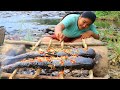 Wow! women Catch Catfish  In the mud  -  Cooking Catfish  Eating Delicious