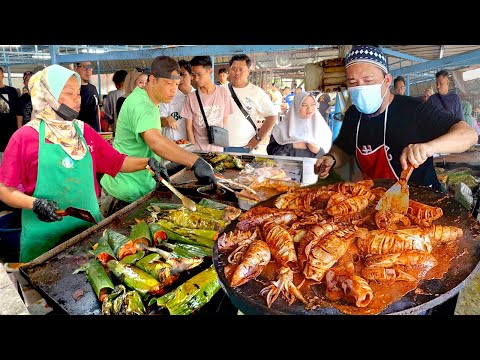 FAMOUS MALAYSIAN STREET FOOD - SPICY GRILLED FISH & SEAFOOD | IKAN BAKAR KUALA LUMPUR MALAYSIA 🇲🇾